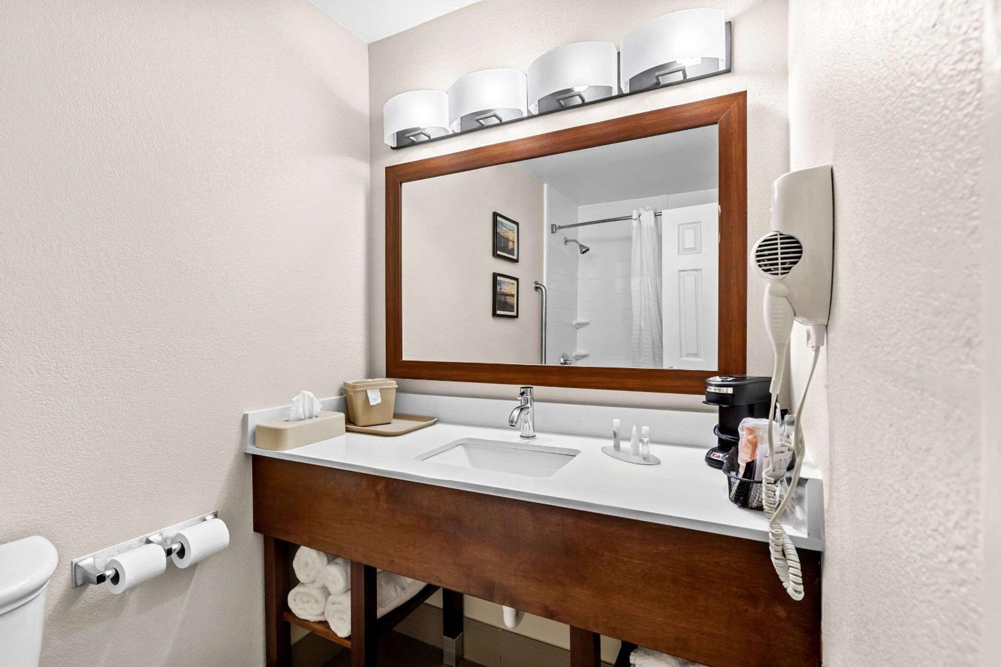 Comfort Inn University Wilmington Eksteriør bilde